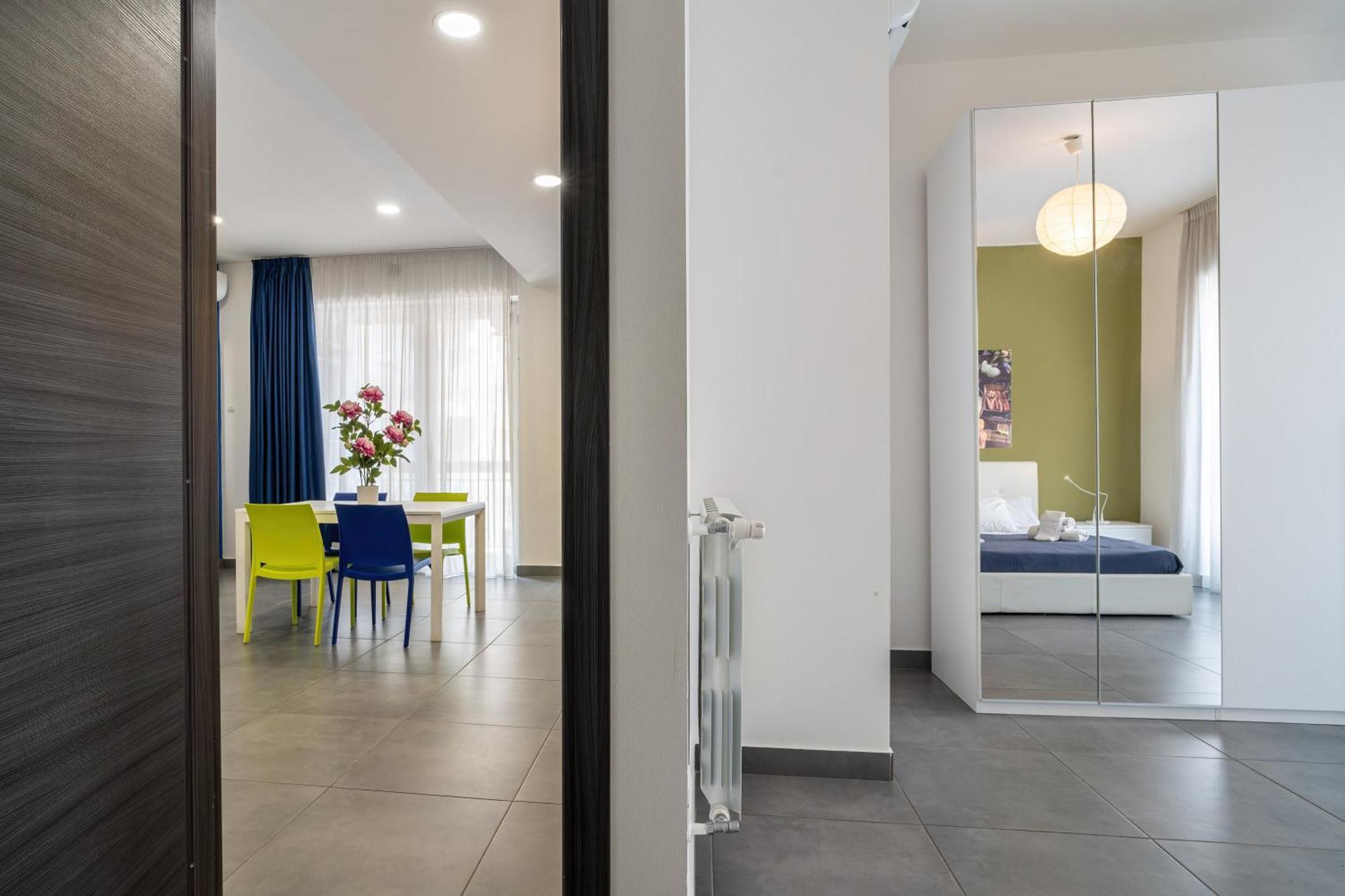 Residence Palazzo Dei Delfini By Receptio Catania Exterior photo